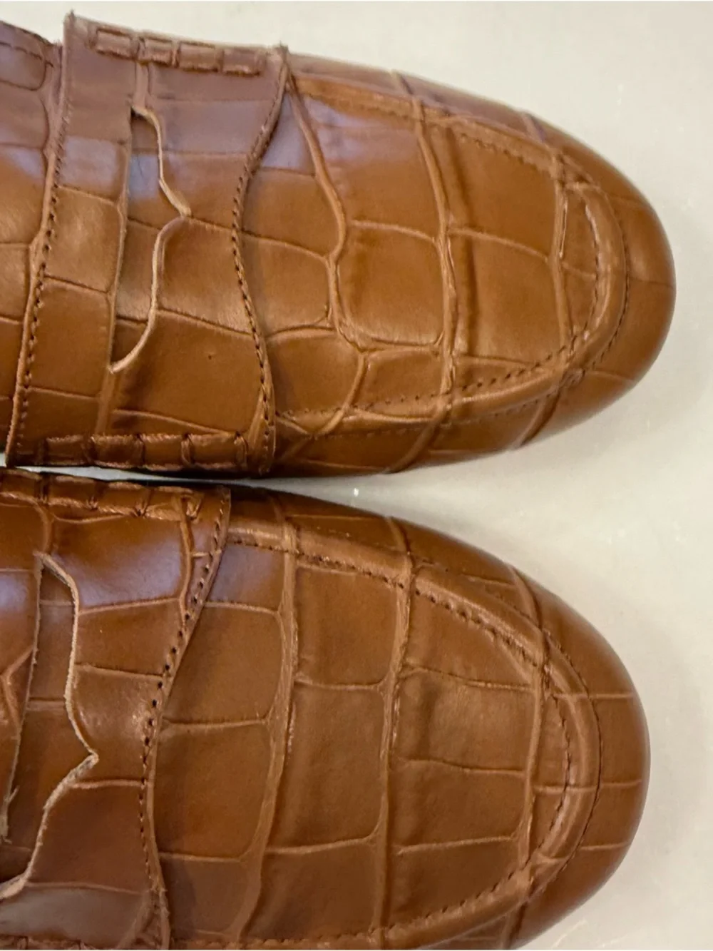 Ralph Lauren Women’s Croc Embossed Loafers Camel Sz 6 NEW